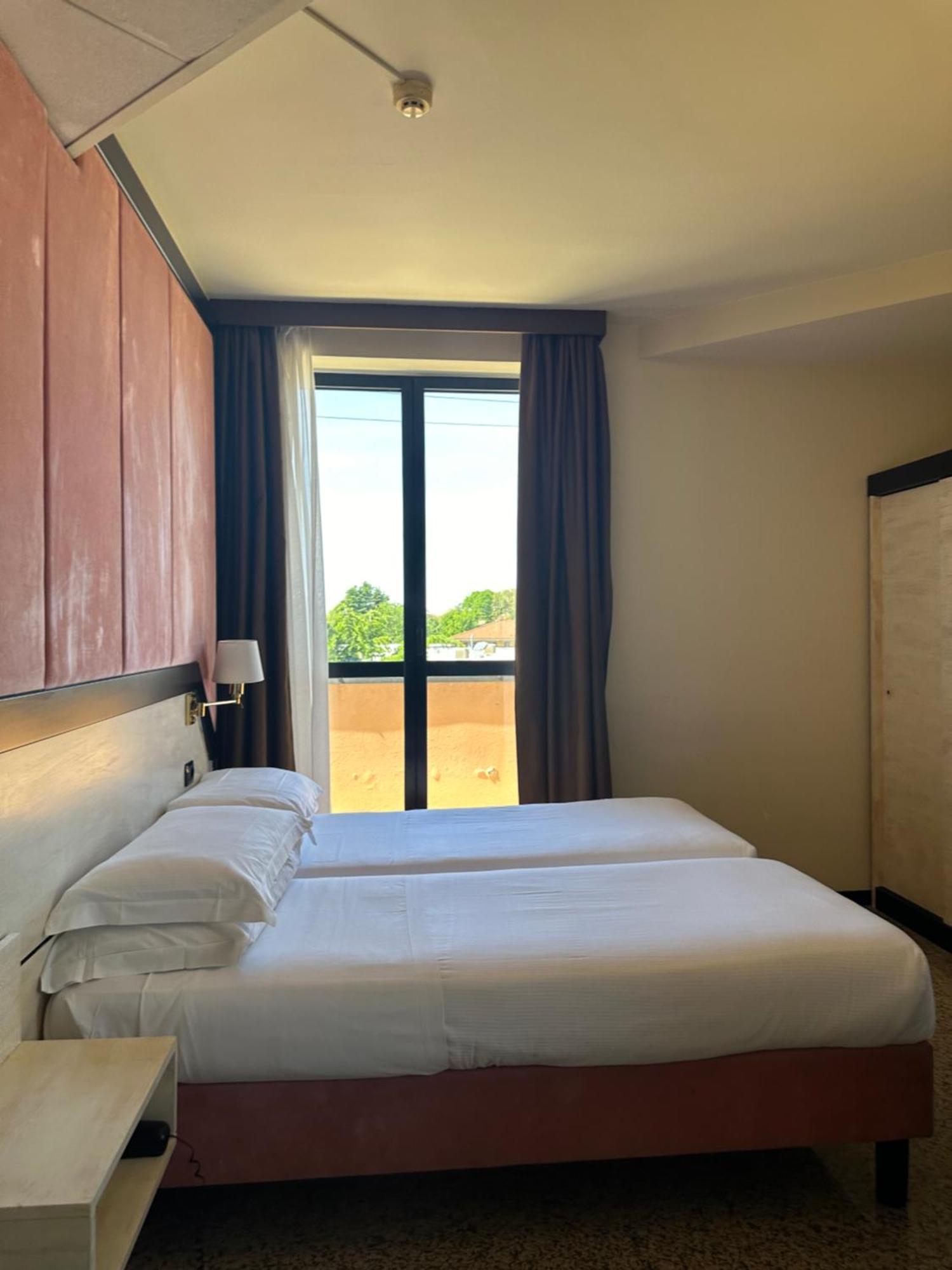 Hotel Diamante Corbetta Ngoại thất bức ảnh